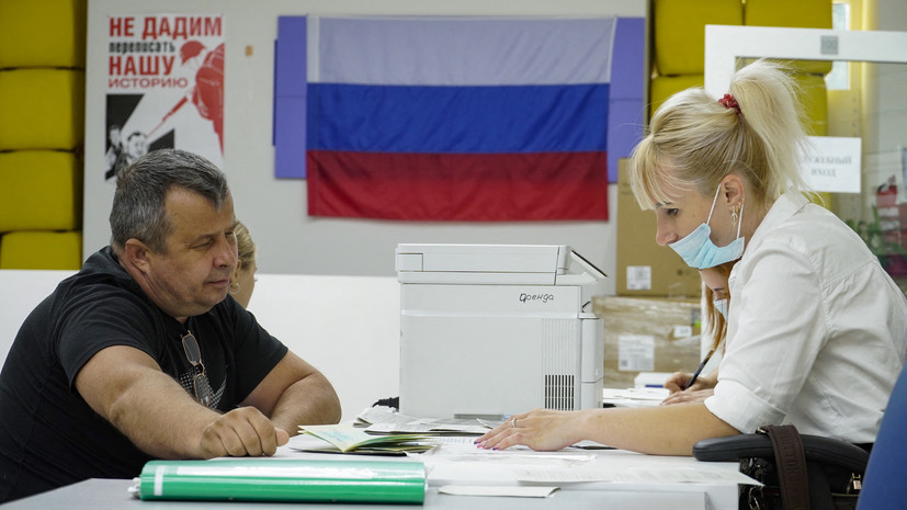 Сальдо: приём в гражданство России жителей Херсонской области продолжат по упрощённой схеме