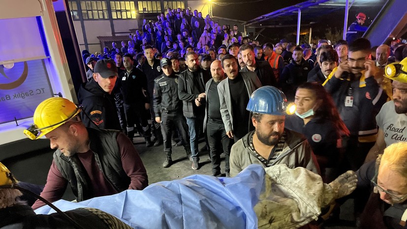 Число погибших при взрыве на шахте в Турции увеличилось до 40