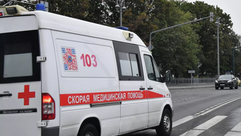 Восемь человек пострадали в ДТП с микроавтобусом в Саратовской области