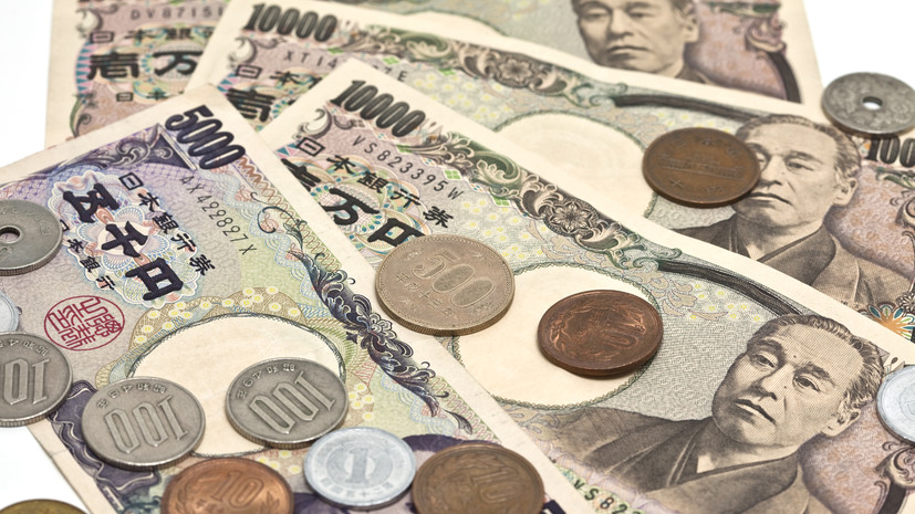 Курс японской иены установил новый антирекорд