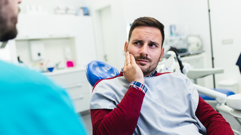 Стоматолог Антонов назвал неочевидную причину повышенной чувствительности зубов