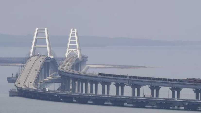 Хуснуллин сообщил о начале сборки новых пролётов для Крымского моста