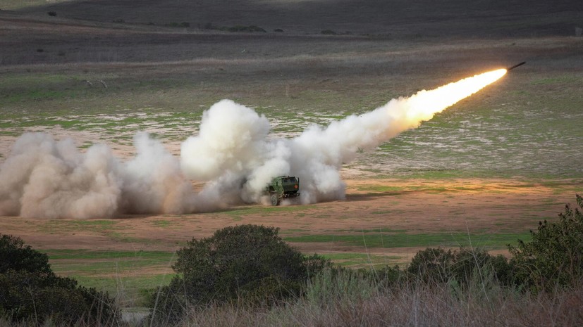 Средства ПВО сбили четыре ракеты HIMARS над Новой Каховкой в Херсонской области