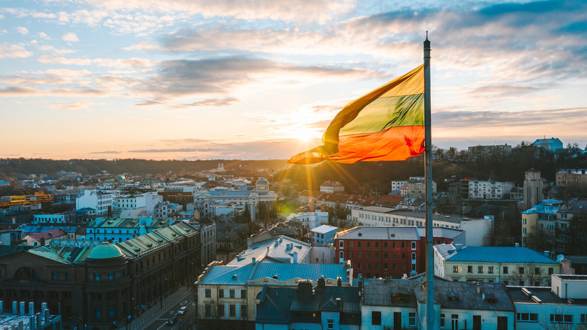 Литва до конца года отремонтирует для Украины 12 самоходных гаубиц