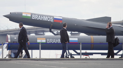 Противокорабельная ракета BrahMos на Международном военно-морском салоне в Санкт-Петербурге, 2019 год