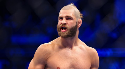 Чемпион UFC Прохазка рассказал, как провёл три дня без еды в тёмной комнате