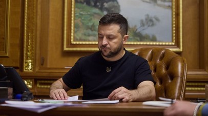 Зеленский заявил, что Украина не получила ни цента на восстановление страны