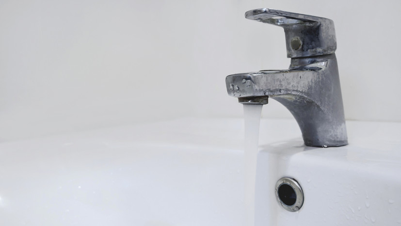 В Волгограде начали подачу воды в сеть после аварии