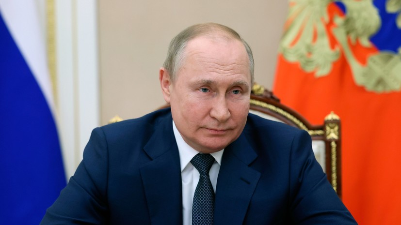 Путин поручил кабмину рассмотреть установление нулевой ставки НДС для туроператоров