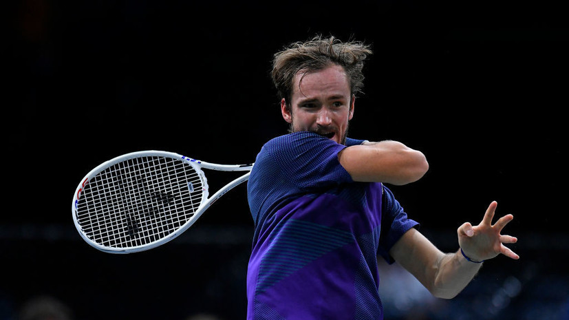 Ольховский не считает трагедией вылет Медведева во втором круге «Мастерса» в Париже