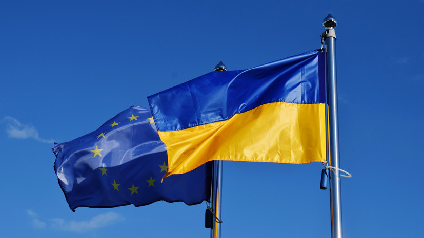 Bloomberg: ЕС рассматривает идею использования активов России для восстановления Украины