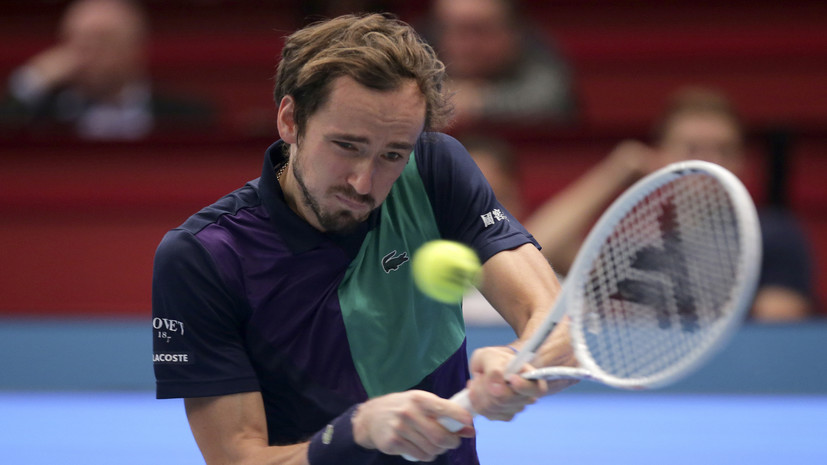 Чесноков считает, что Медведев может выйти в полуфинал Итогового турнира ATP