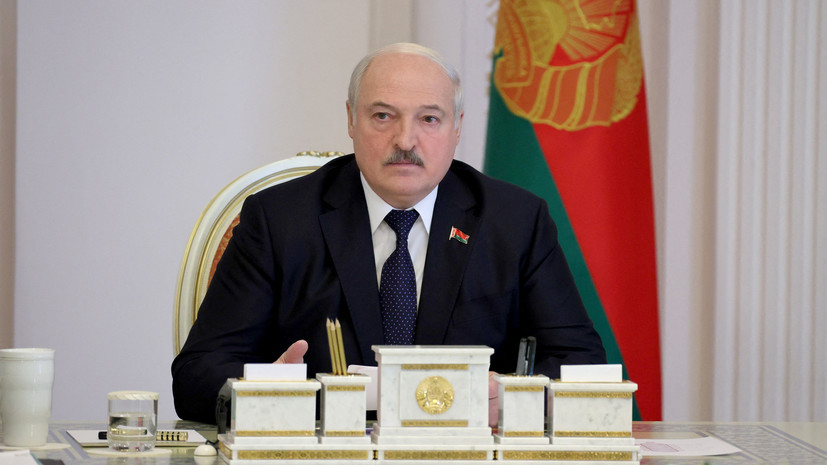 Лукашенко заявил об отсутствии планов направить белорусскую армию на Украину