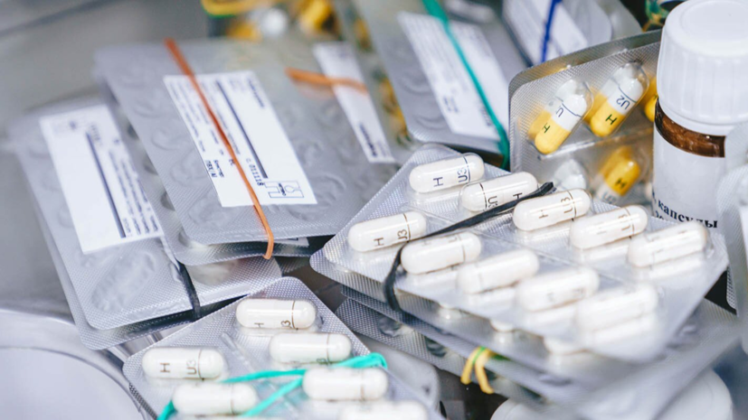 Вирусолог Ларичев напомнил об опасности бесконтрольного приёма препаратов от COVID-19