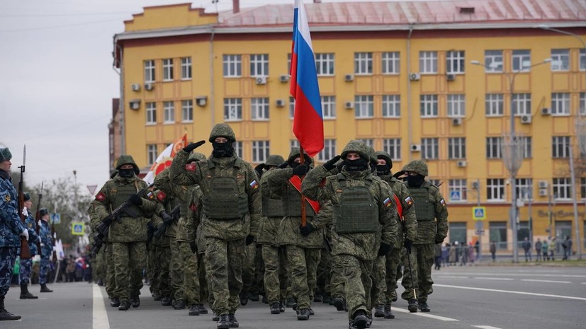 В Самаре открыли мемориальную доску в честь командующего военным парадом 7 ноября 1941 года