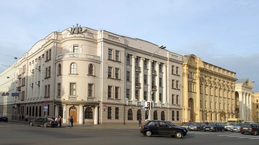 Почти 3 тысячи украинцев обратились за белорусским гражданством в 2022 году