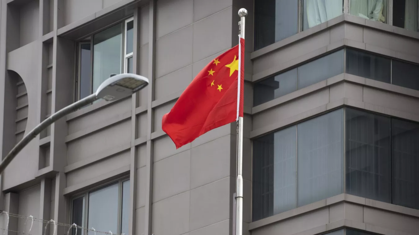 Newsweek: Зеленский старается быть осторожным в своих заявлениях о Китае