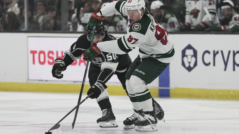 Капризов получил матч-штраф за удар клюшкой по лицу защитника «Лос-Анджелеса»