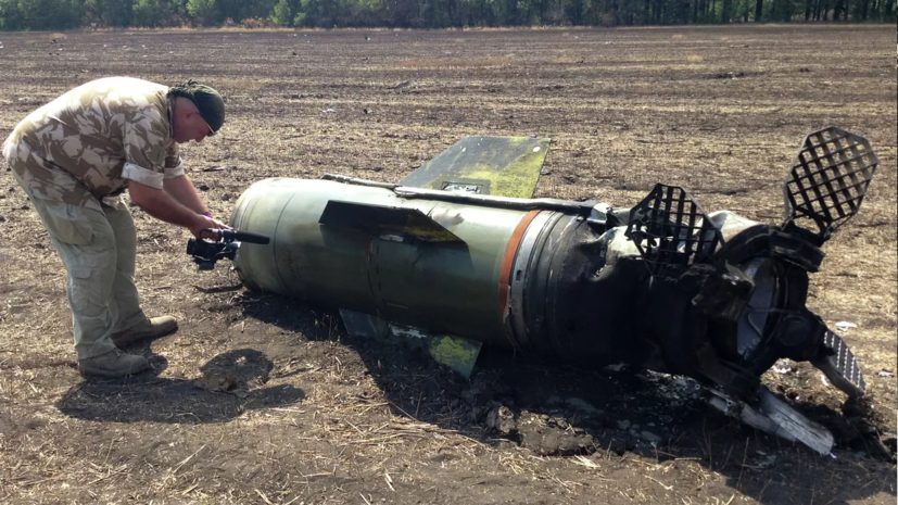 Сапёры обезвредили неразорвавшуюся украинскую ракету «Точка-У» в Херсонской области