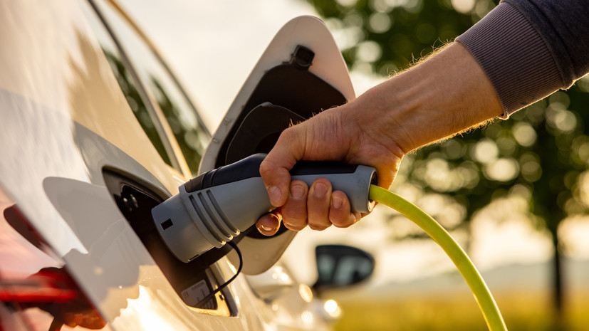 Исследование показало, что в России рынок электрокаров вырос почти на 60% в октябре