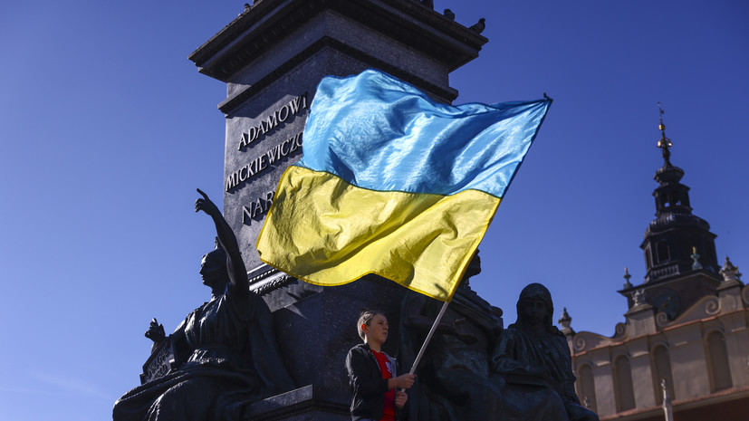 Венгерский политик Тороцкаи в поздравлении Польше намекнул на раздел Украины