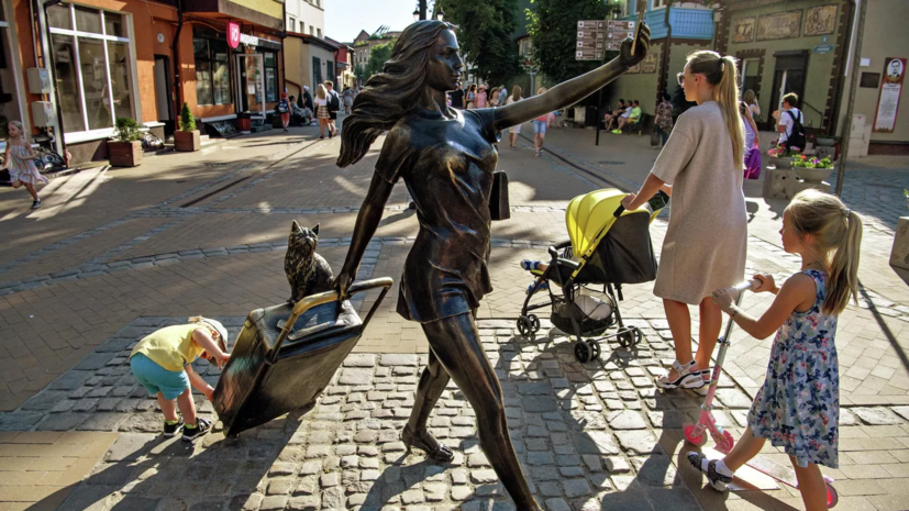 В Тульской области направили более 7 млрд рублей на меры поддержки семей с детьми
