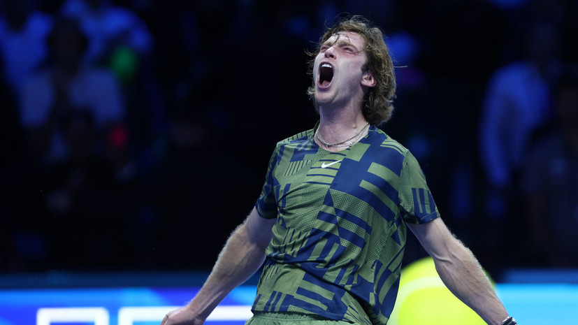 Тарпищев считает, что Рублёв был стабильнее Медведева в матче Итогового турнира ATP