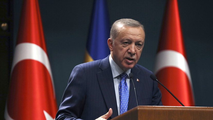 Эрдоган заявил, что считает Россию непричастной к инциденту с падением ракеты в Польше