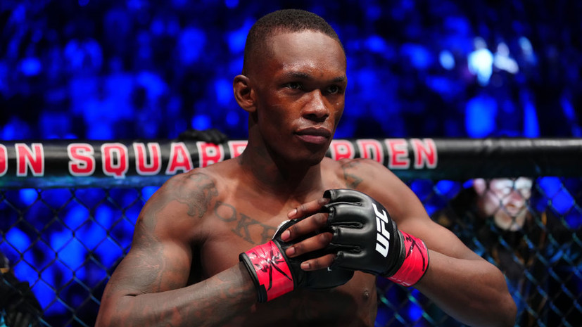 Адесанью задержали в аэропорту Нью-Йорка из-за металлического кастета