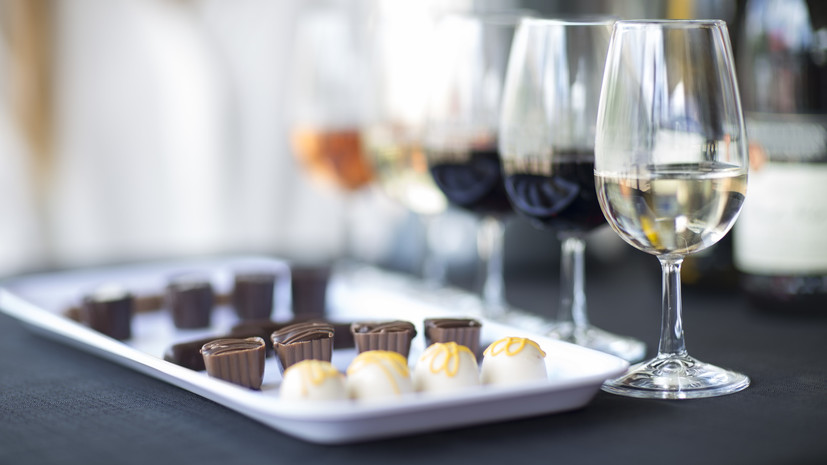 Диетолог Лазуренко назвала алкоголь и сладости в ряду ухудшающих работу мозга продуктов