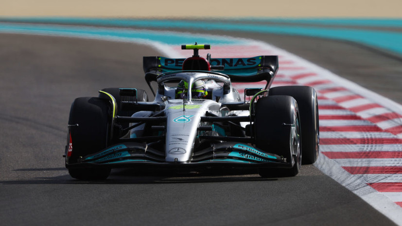 Хэмилтон — лучший по итогам первой тренировки Гран-при Абу-Даби, Шварцман — седьмой