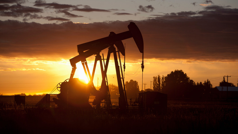 Цена нефти Brent опустилась ниже $83