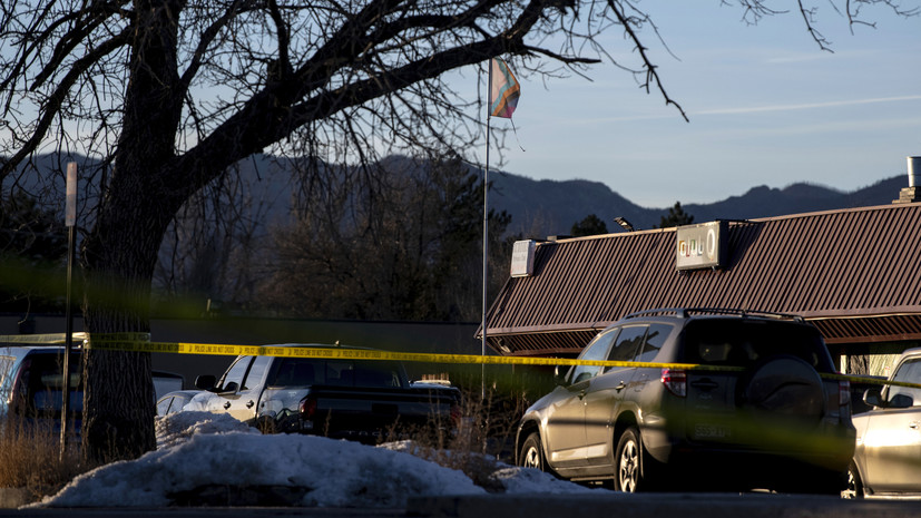 Стрельбу в ночном клубе в Колорадо расследуют как преступление на почве ненависти