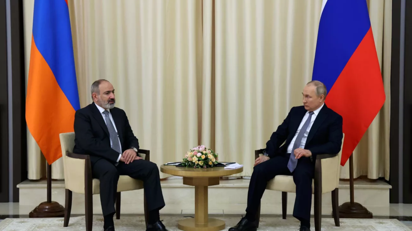 В Ереване начались двусторонние переговоры Путина и Пашиняна
