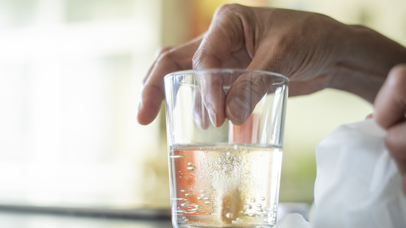 Учёный Сокольский предупредил о негативном влиянии шипучих лекарств на ЖКТ