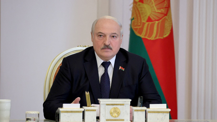 Лукашенко выразил соболезнования в связи со смертью главы МИД Белоруссии