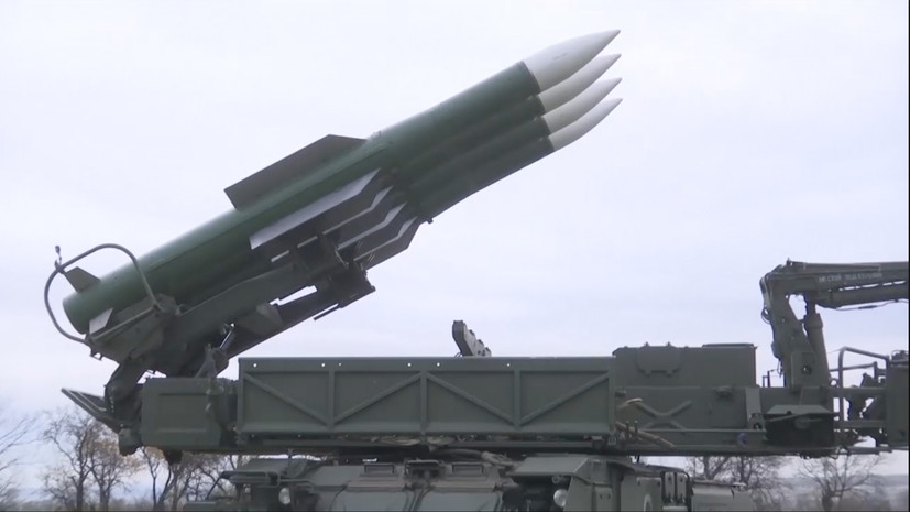 В районе Днепропетровска: Минобороны РФ сообщило об уничтожении склада боеприпасов со снарядами для HIMARS