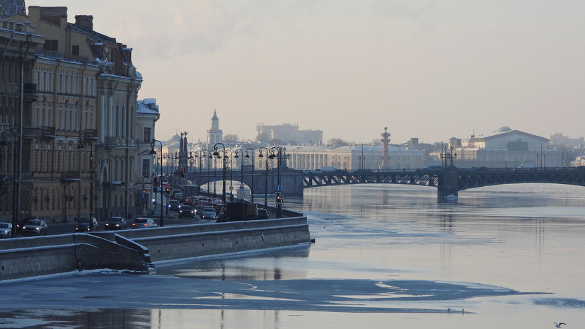 В Петербурге после ремонта откроют Биржевой мост