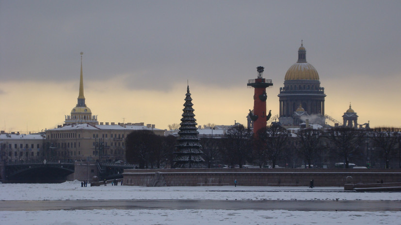 Спасатели призвали не выходить на лёд водоёмов Петербурга