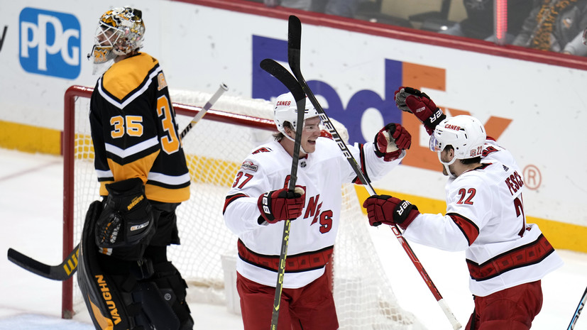 Гол и ассист Свечникова принесли «Каролине» победу над «Питтсбургом» в НХЛ