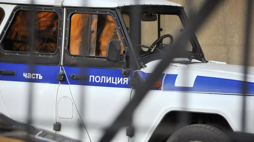 В Екатеринбурге полиция ищет группу людей, которые подожгли автомобили с символикой Z