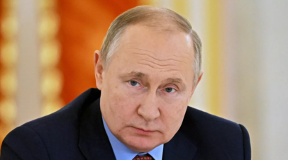 Развожаев попросил Путина привлечь судостроительный завод в городе к гособоронзаказу