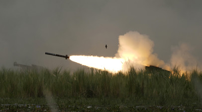 Украинские военные выпустили шесть снарядов из РСЗО HIMARS по Каховской ГЭС
