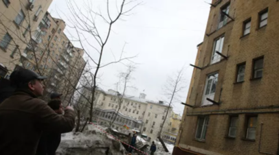 В Сочи сообщили о гибели двух человек из-за обрушения балкона жилого дома