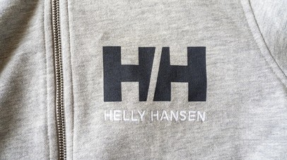 Ведомости: канадский производитель одежды Helly Hansen ушёл из России