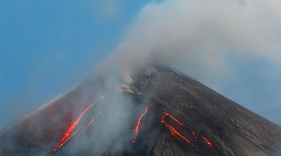 Геолог Махоткин прокомментировал извержение Ключевского вулкана на Камчатке