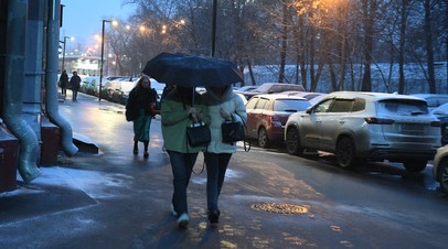 Автоэксперт Моржаретто призвал пользоваться общественным транспортом в ледяной дождь