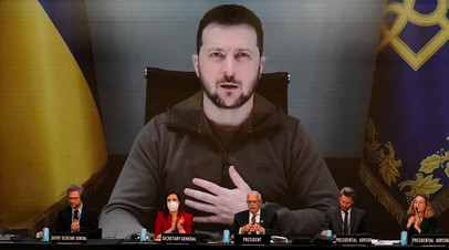 FT: Зеленский заявил о готовности решать судьбу Крыма невоенным путём