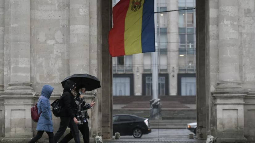 Парламент Молдавии продлил режим ЧП из-за энергокризиса