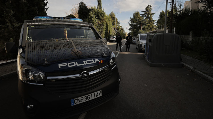 Полиция Испании: нет признаков, что за отправкой посылок со взрывчаткой стоят спецслужбы России
